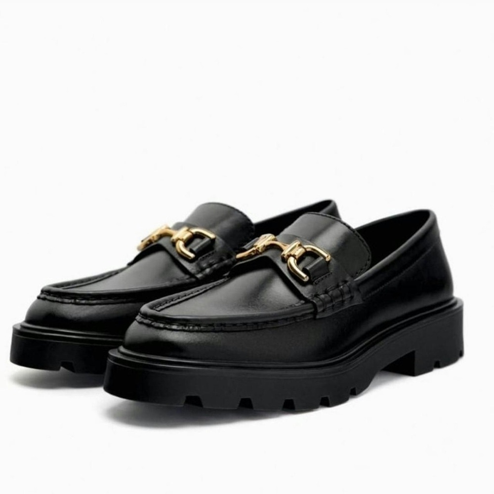 ZARS LUG SOLE LEATHER LOAFERS Black Loafers with Gold Buckle